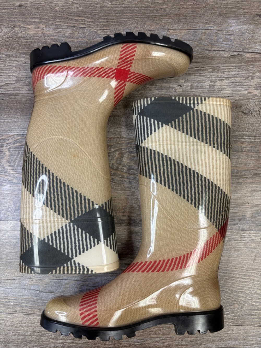 Burberry Rain Boots Nova Check Rubber Mid Calf Boots EU 38 US 7 Made in Italy - Picture 3 of 13